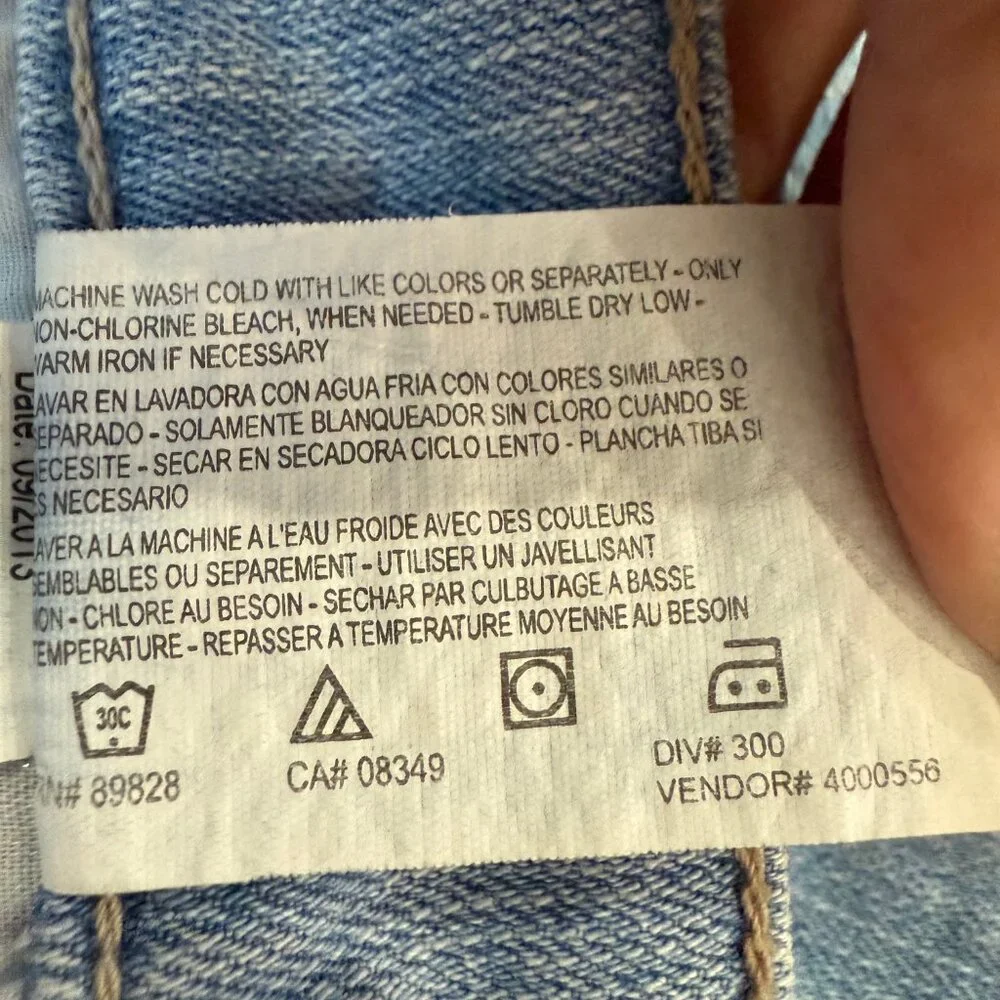 👖Gloria Vanderbilt Amanda Classic Straight Jeans Lucca (Light Blue) Size 12 - Picture 11 of 11